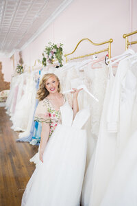 BrideofthePinesOpening_AberdeenNC_LizCourtneyPhotography-101