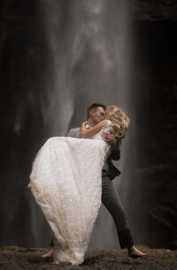elopement photos and videos