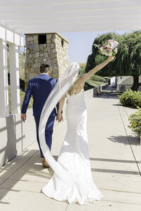 ceremony-at-Leal-Vineyards-84