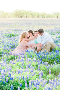 Bluebonnet Photos + Muleshoe Bend Park + Austin Family Photographer 06