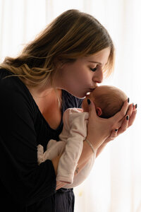 menomonee-falls-wisconsin-in-home-newborn-photographer-51