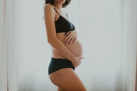 Maternity-In-home-Session-Oahu-Hawaii-Chelsea-Abril-Photography-8891