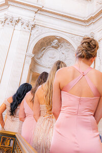 san francisco city hall architecture with bridesmaids