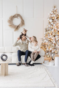 Toronto-Holiday-Mini-Sessions-1-2