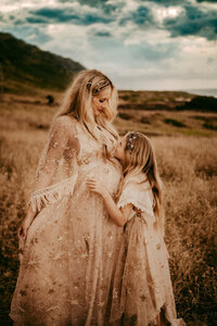 kaena-point-maternity-session