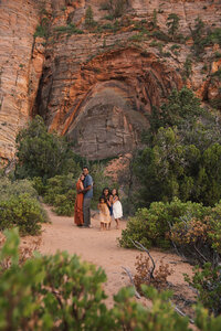 zion-national-park-family-photographer-wild-within-us (46)