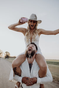 Shepparton Wedding Photographer Kayla Frizzell