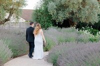 rus-farm-wedding-pictures5