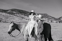 HMLWesternElopement178-B&W