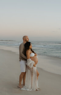 Outdoor maternity photography capturing the beauty of motherhood in Perth