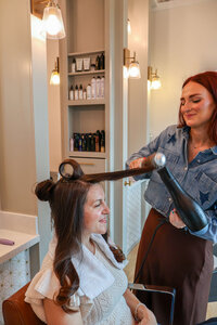 SoCo Blow Dry Bar offers beauty careers with competitive pay, flexible scheduling, and a team that celebrates your success