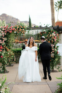 Samantha & Matt Wedding Sneak Peaks-69