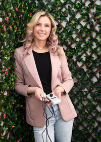 Headshots-Women-Portraits-Branding-Wallingford-CT-1