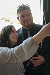 Stivi and Chris-23-10-22-109837