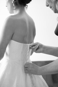 Reynoso-Clark-Bride-Getting-Ready-13