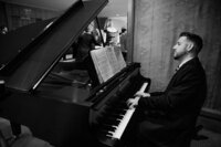 Boston Back Bay Wedding at Mandarin Oriental, Boston. Deborah Zoe Photography. Boston Wedding Photographer.