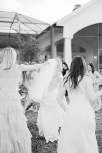 Kristen Weaver Photography Orlando Florida Destination Photographer Worldwide Wedding Editorial Fashion Inspired Clean Film KWP -0633