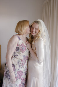 new-york-wedding-photographer-nyc-film-photographer-love-melissa-921