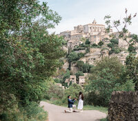 karina leigh - surprise proposal gordes france-8