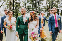 fun-colorful-bride-groom-wedding