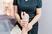 Marilla-Kay-Photography-Albany-Oregon-massage-therapy-office25