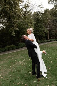 Hannah and Kyle wedding candid moment, Dallas photography
