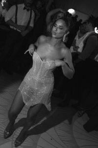 25011825BROJAK0219
