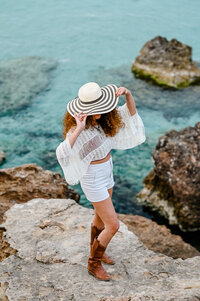 CAPTURING LIGHT - DONNA ROGGIO_1_LR-119