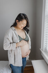 Toronto Maternity Portraits at home