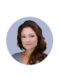 Woman client of Florida Social Butterfly with long dark hair smiling and hand up