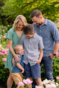 Milwaukee-wisconsin-family-photographer-fun-relaxed-46