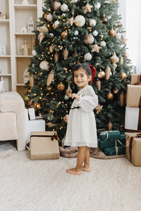 Toronto-Christmas-Mini-Sessions-Mint-Room-Kitchen-1