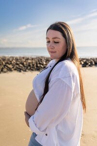 Maternity Photos at Driftwood Beach by Phavy Photography, Jekyll Island Family Photographer