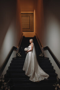 Davenport Wedding Venue | The Figge Museum Wedding | Quad Cities Wedding Photographer | Black Tie Wedding in Davenport, IA-28