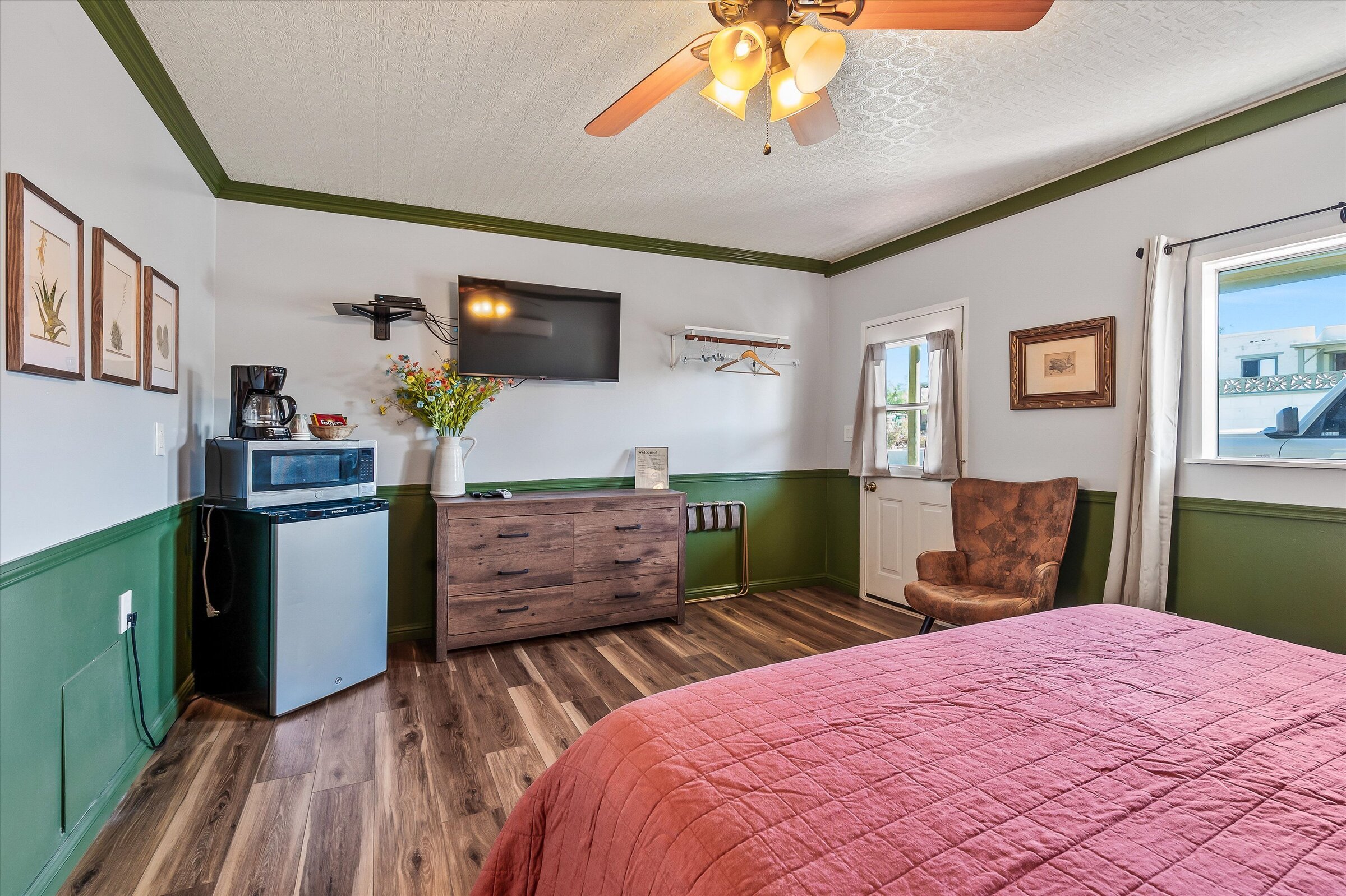 Sagebrush Inn — photo 19 of 25