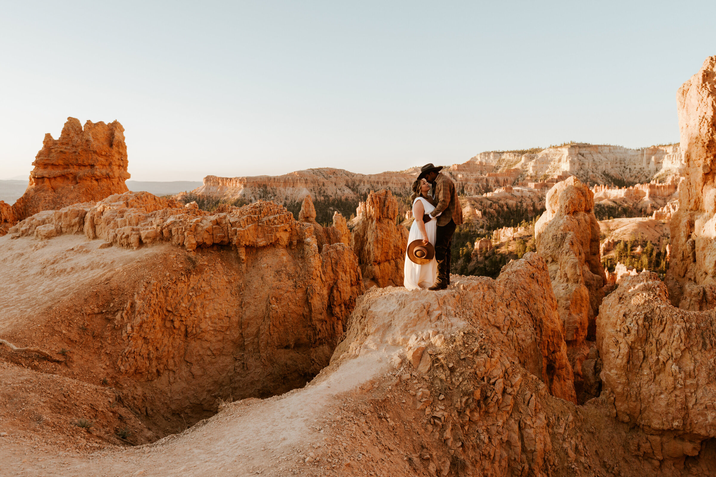 Elopement photography in Southern Utah at Bryce Canyon National Park.