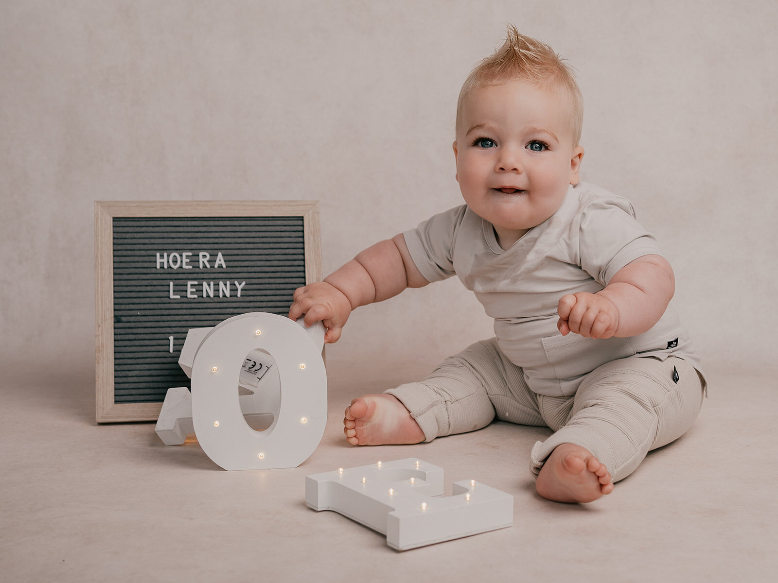 baby-1-jaar-cakesmash-leukfotografie-amsterdam.jpg-5