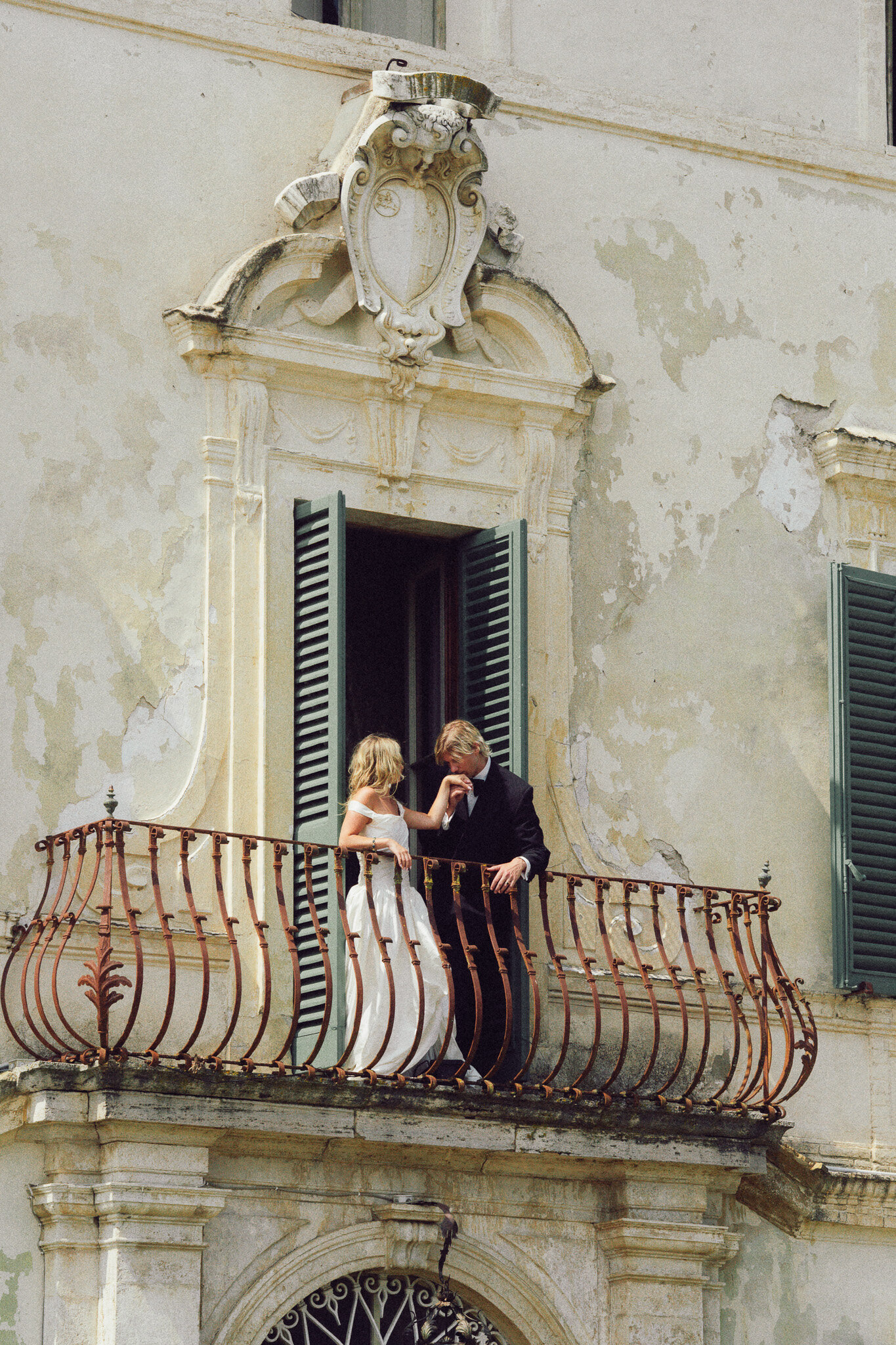 film-wedding-photographer-villa-di-geggiano-134