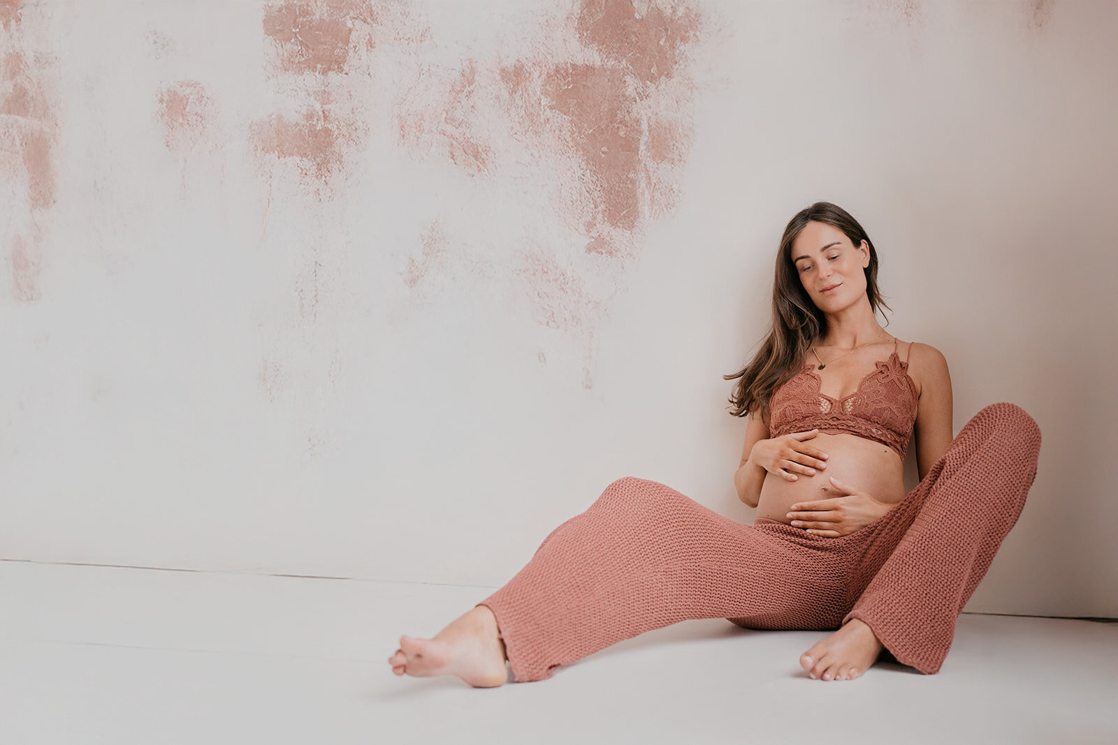 Zwangerschapshoot-atelier-oost-leukfotografie-10