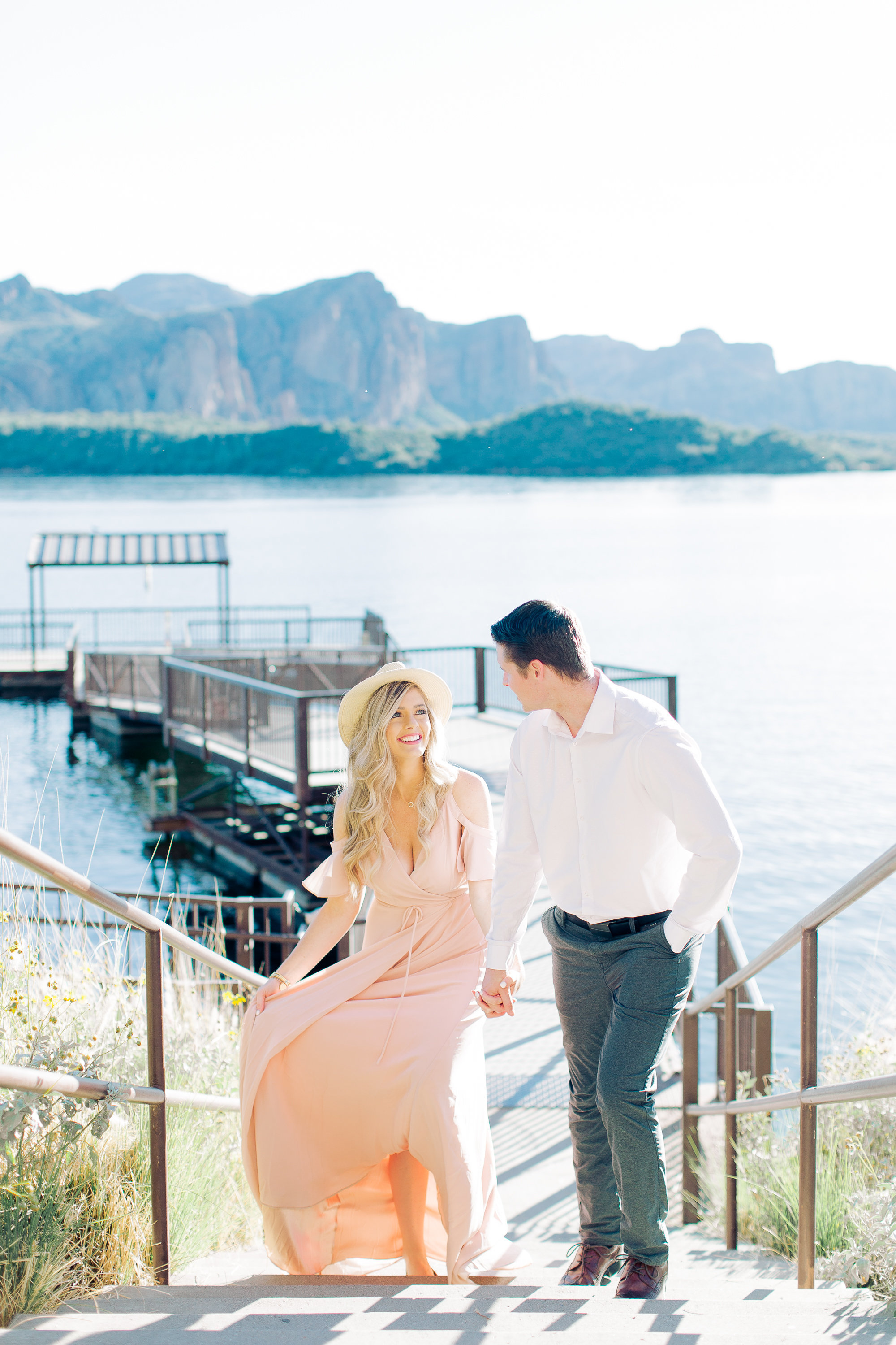 Jenna-and-Mike-Phoenix-Arizona-Engagement-Shoot-Lisa-Renault-Photographie-Destination-Wedding-Phoenix-Photographer-10