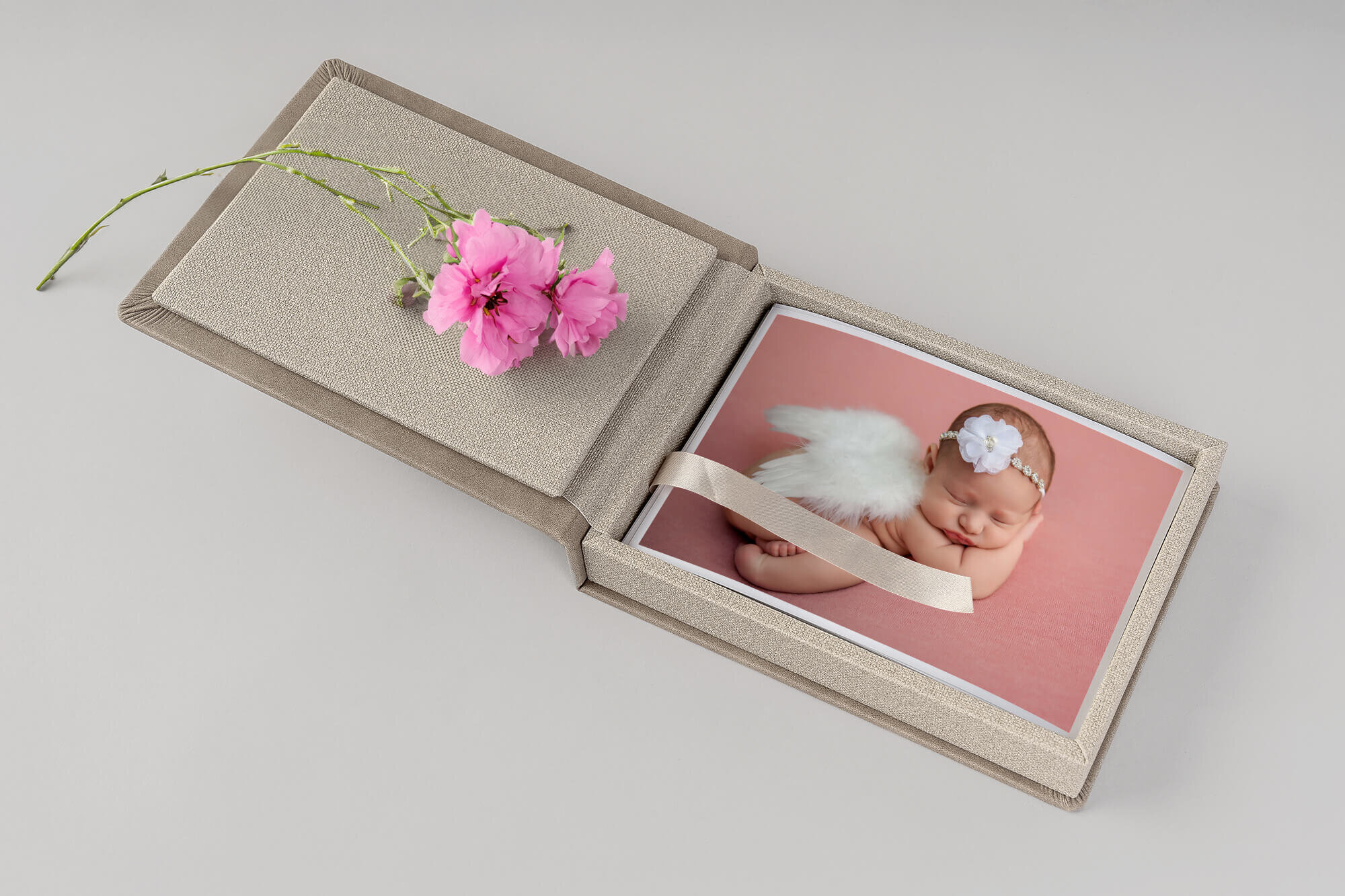 Boutique_Studio_Box_for-Prints