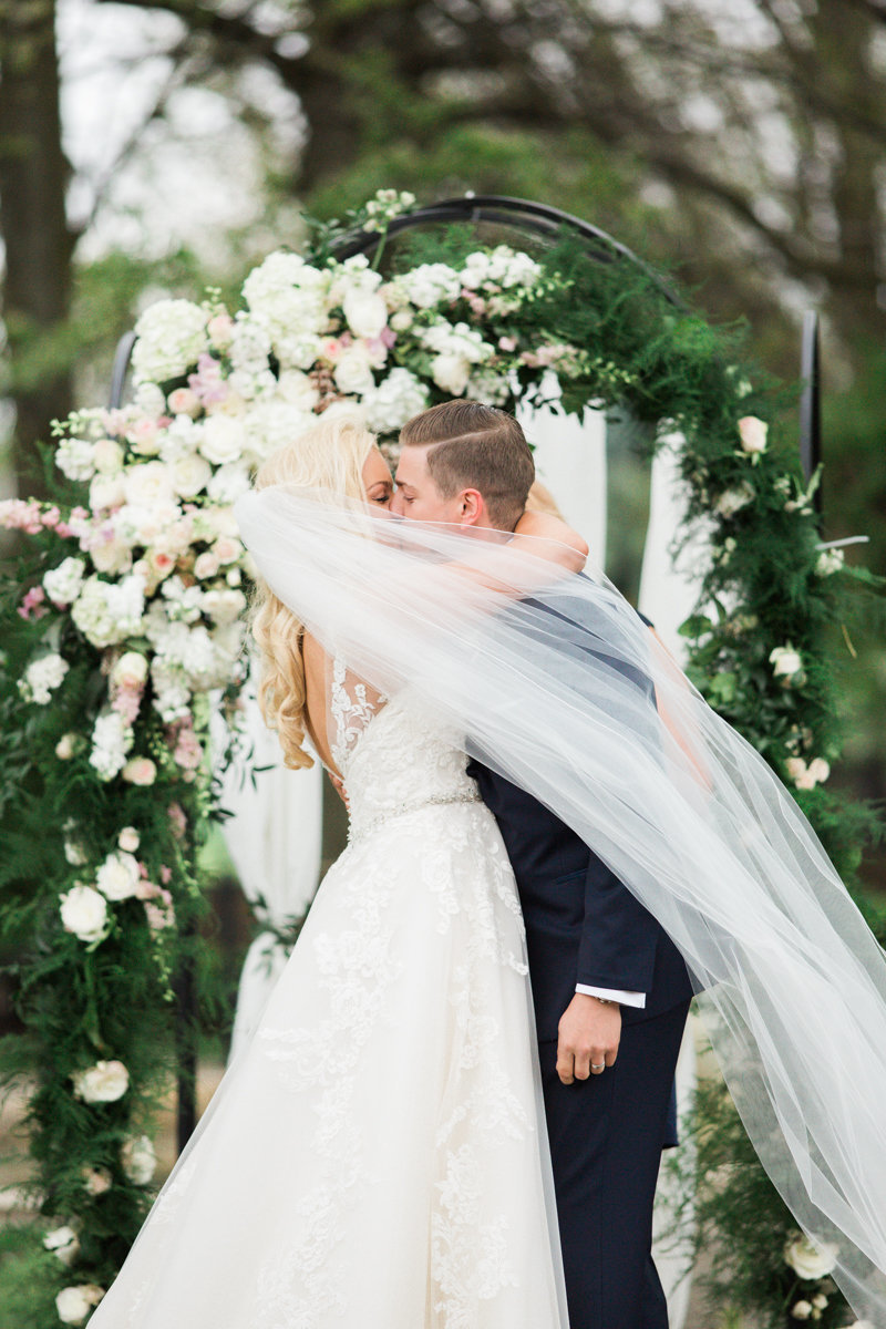 Mishelle Lamarand Photography 2016Ann Arbor Wedding PhotographerMichigan Wedding Photographer (39)