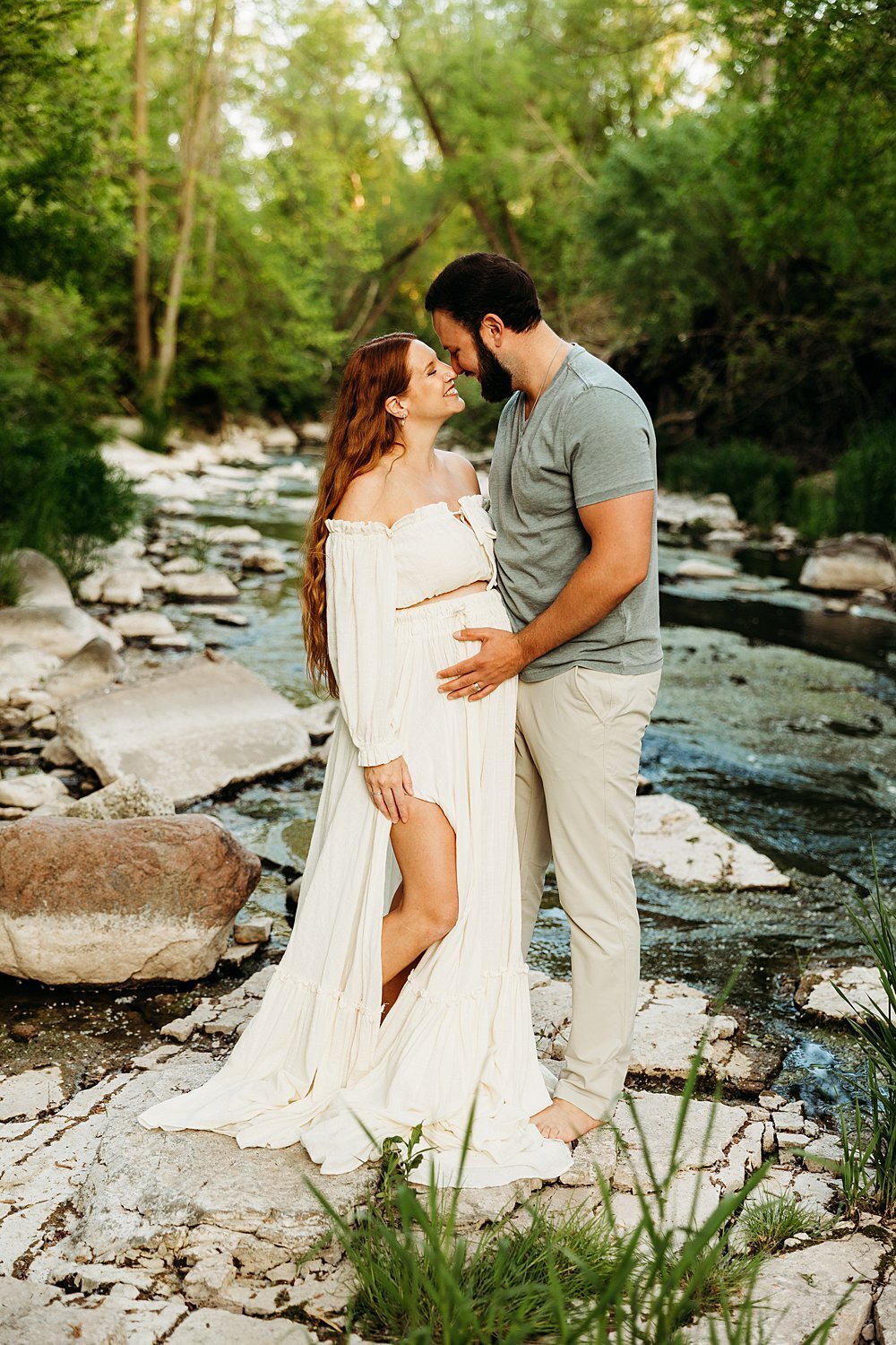maternity photography Milwaukee, maternity photography packages, maternity portraits in Milwaukee