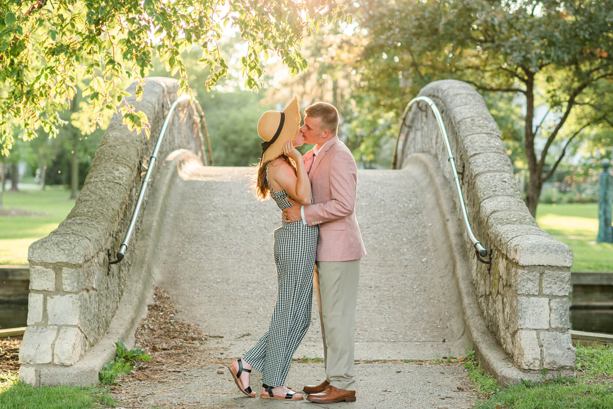 Wisconsin-Wedding-and-Engagement-Photographers-107