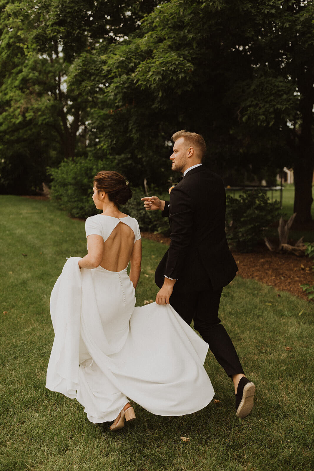 Private Property Wedding Ontario-wedding-photographers-caitlin-tom-guelph-wedding-29