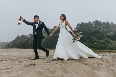 Marissa-Solini-Photography-Oregon-Coast-Airbnb-Wedding-Courtney&Roman-722_websize