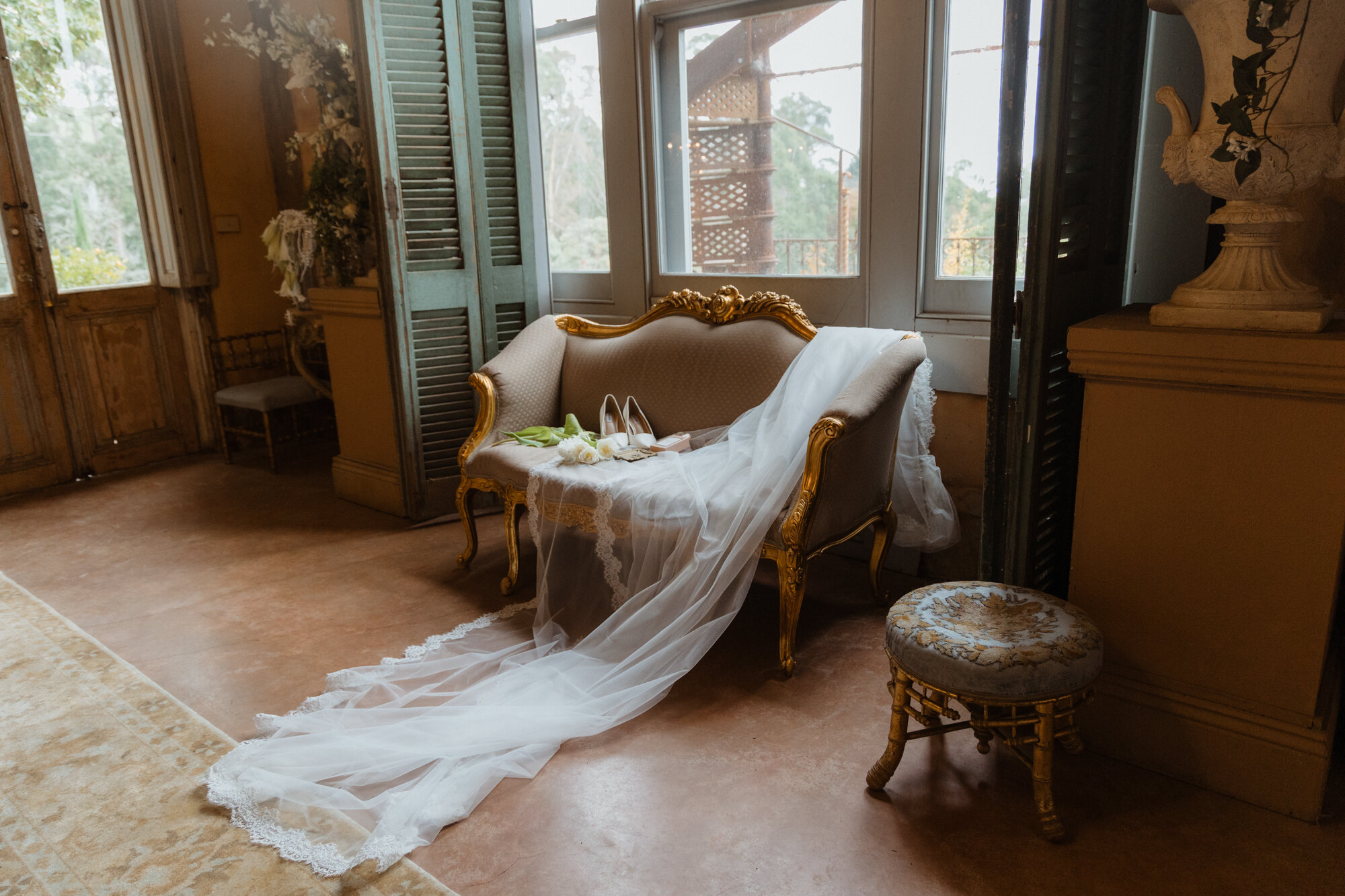 bridal prep with cathedral veil