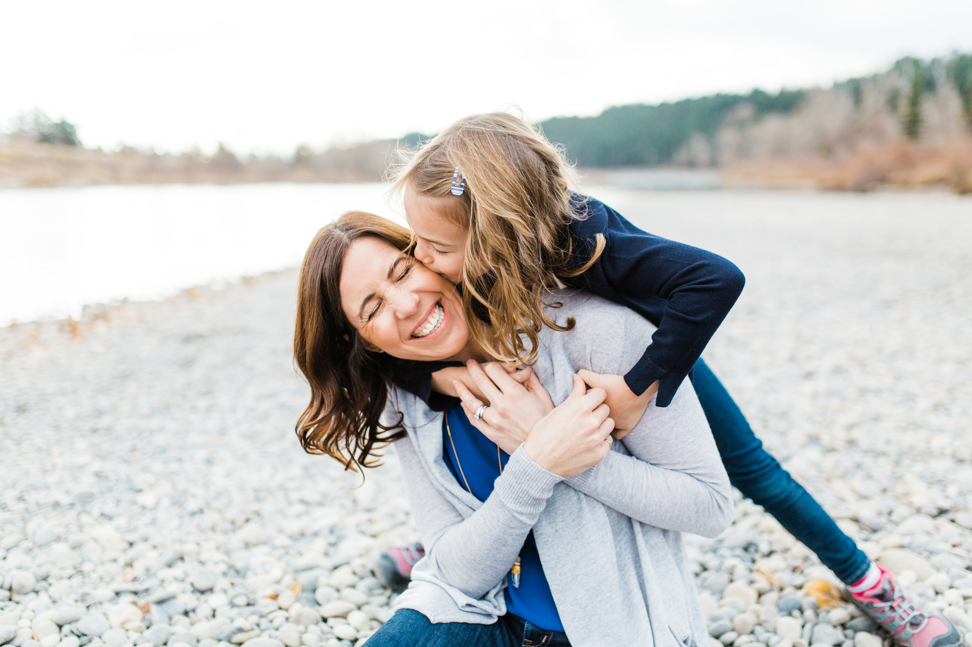 Edworthy Park Calgary Family Photographer-1-8