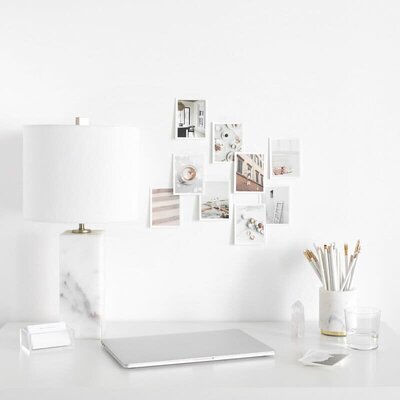 the social stager_modern_desk_scene