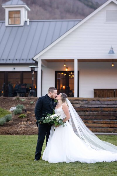 New England Wedding at Bloommeadows, Williamstown MA
